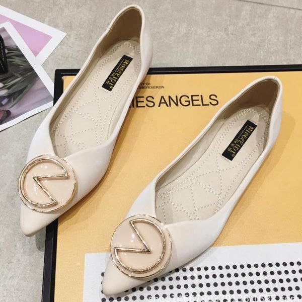 

плюс размер 43 весна-лето леди плоские ботинки скользят по мокасины женщины мокасины остроконечные toe управление shallow single чистка zapa, Black