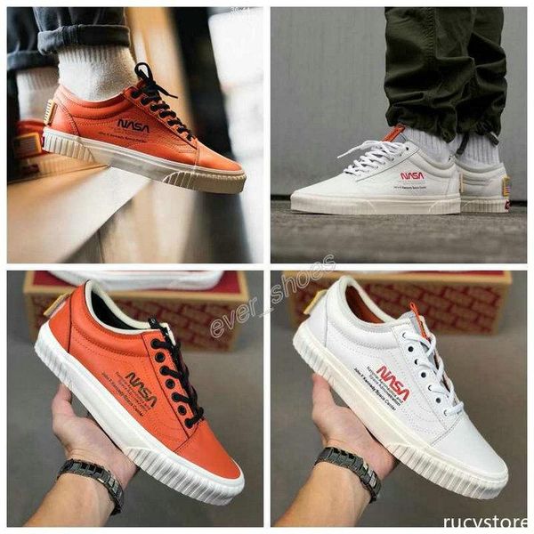 

2019 new nasa space voyager old skool true white orange canvas designer shoes fashion women mens casual sneakers 35-44