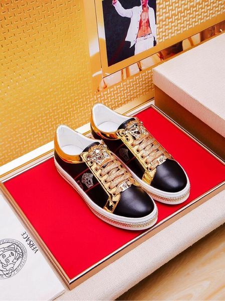 

2020l luxury custom medusa printed low-lace-up casual sports shoes, high-end fashion wild men's shoes, size: 38-451, Black