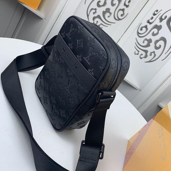 

drop ship mens bag bolsa de hombro fashion design crossbody bag leather shoulder bags retro style zipper men crossbody bags