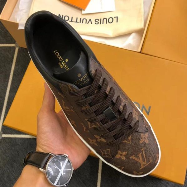 

02 men's designer casual sports shoes, fashion brand outdoor casual shoes, trainers. fast delivery in original box packaging, Black