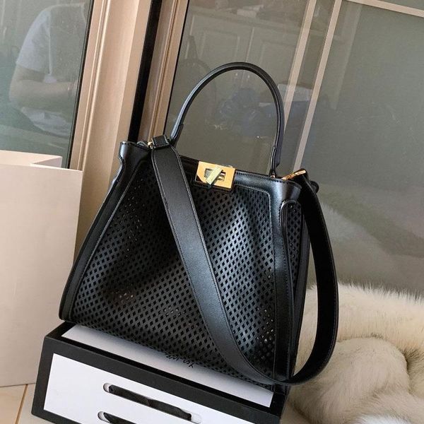 

quality handbags tote bags hollowed out bag fashion high-capacity women shopping bags wide shoulder strap