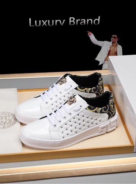 

2020x luxury limited edition medusa print casual casual sneakers, fashionable wild outdoor men's shoes, size: 38-451, Black