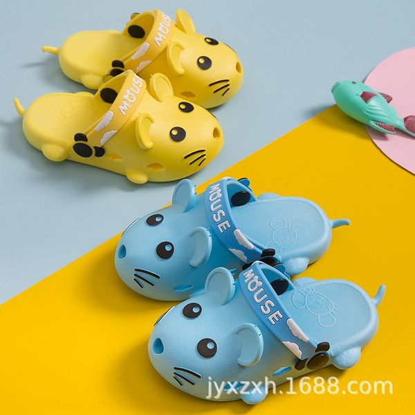 

cartoon summer indoor non-slip bathroom for home bath cute parent-child children's shoes slippers children slippers for outdoor wear, Black;red
