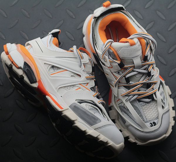 

2020 track 3.0 triple s shoes tess paris casual platform dad shoes black low track 3m outdoor jogging clunky sneakers, White;red