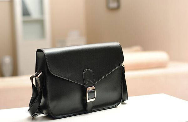 

2020 new handbag / retro pu leather / flip messenger bag korean women handbags