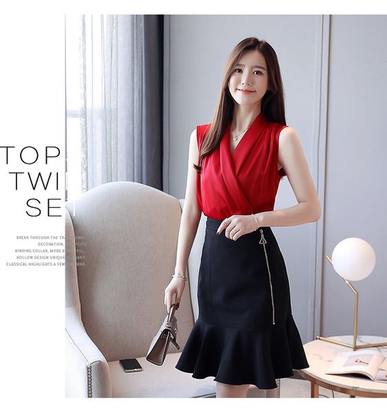 

summer new sleeveless chiffon shirt female 2020 temperament thin v-neck ol mulberry silk chiffon shirt vest, White