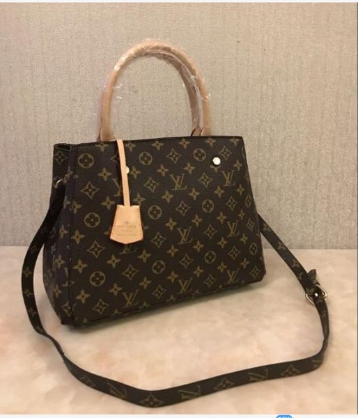 

2020 new leather designer ladies handbag shoulder bag shoulder bag messenger bag, Golden;silver