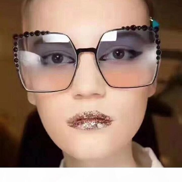 

r luxury 0051 sunglasse for women design popular sunglasses charming fashion sunglasses uv protection sunglasses come with, White;black