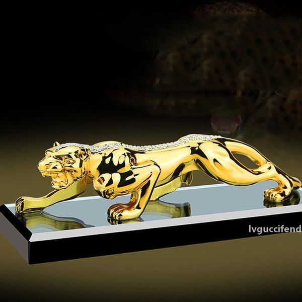 

2019 fashion gold panther figurines miniatures geometric metal leopard statue car perfume decor wine cabinet home accessories t200330