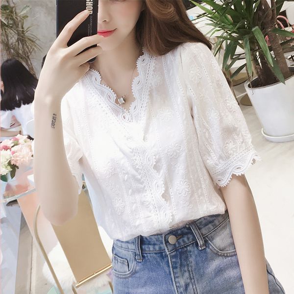 

v-neck lace lantern sleeves white foreign lace shirt female wild super fairy shirt small shirt