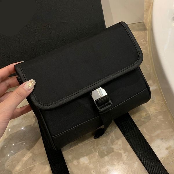 

luxury designer black bags 1913 italy canvas card holder duffle mini tote messenger crossbody purses key case disco shoulder purses 191043