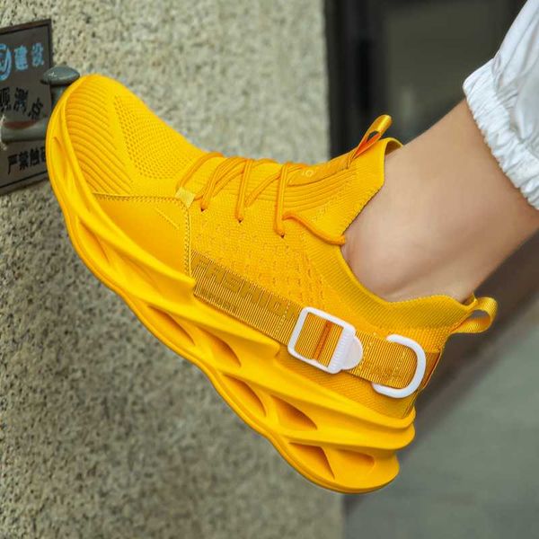 

men running shoes 2020 mesh breathable light sport couple shoes sneakers big size 36-46 men sports