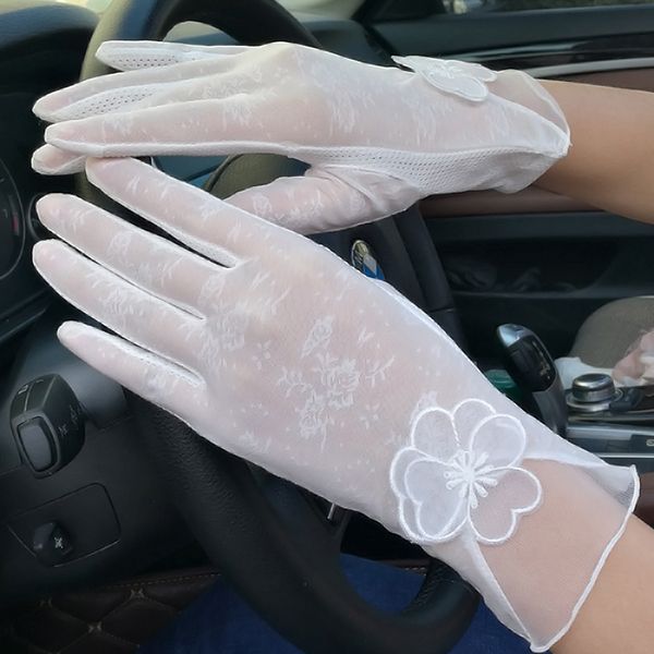 

2020 women summer fashion uv protection sunscreen short sun female gloves silk lace driving of thin touch screen lady glove, Blue;gray
