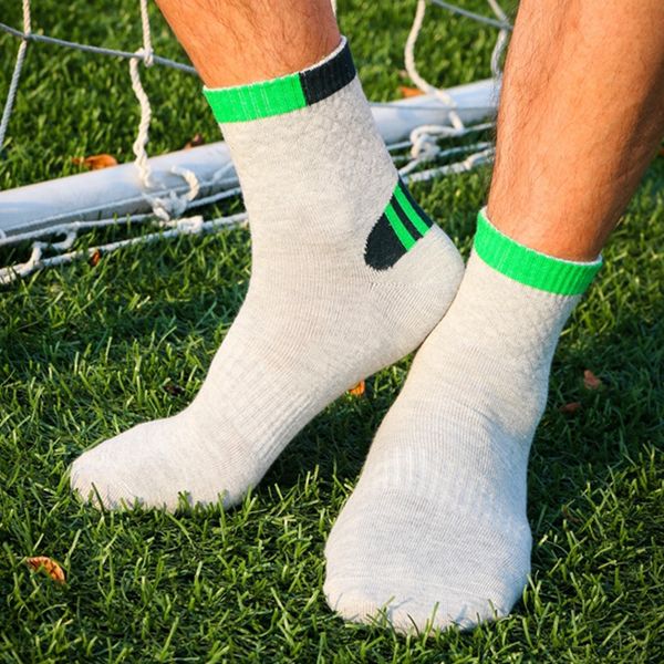 

200-контактный хлопок середины трубка мужского хлопка мода спорт дышащая корзинка и носки мужских носков баскетбольного мяча, Black