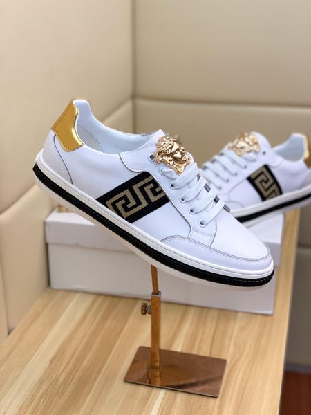 

2020-2019d summer new high-end brand personality men's shoes leather low-casual shoes, fashion wild sports shoes, size: 38-44