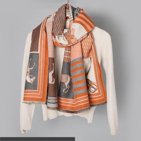 

2019 дизайнера шарф япония и южная корея сладкий высокого качества кашемира дамы шарф холодный теплый оранжевый конь рисунок, Blue;gray