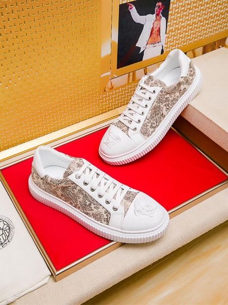 

2020t limited edition leather embroidered medusa stitching men's low-lace-up casual shoes, fashionable and versatile sneakers,size, Black