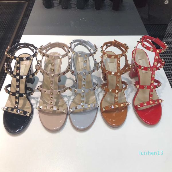 

роскошные модельер stud сандалии из натуральной кожи slingback насосы дамы sexy высокие каблуки моды заклепки обуви сторона высокого 6,5 / 9, Black