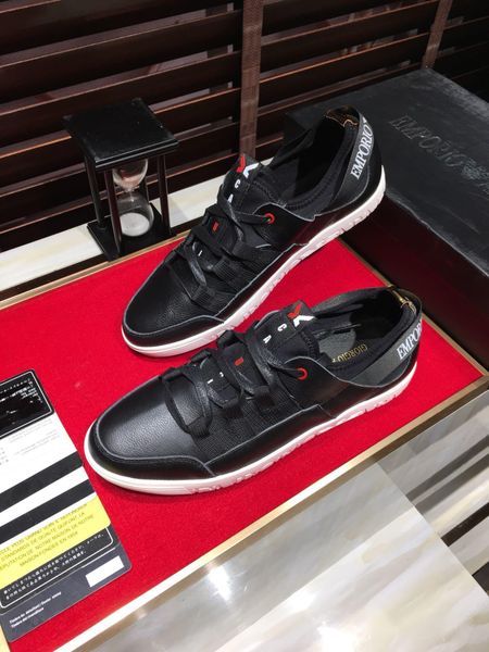 

2020-2019x custom tide brand leather men's casual sports shoes, fashion wild low-shoes, original packaging shoe box, size: 38-44