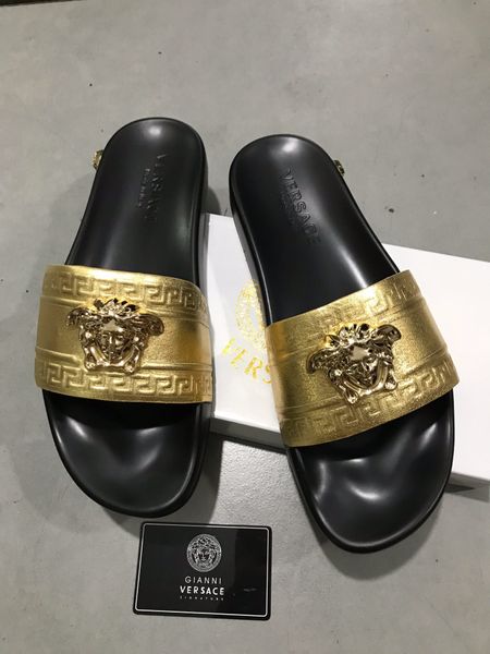 

2020 palazzo medusa pool slides with embossed medusa head rubberised slip-on rubber pvc sandals slippers fashion slippers12595