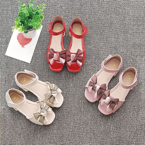 

s3ock 2020 new bow korean style patent leather bag heel children's shoes fashion open toe soft bottom and children's shoes sandals, Black;red