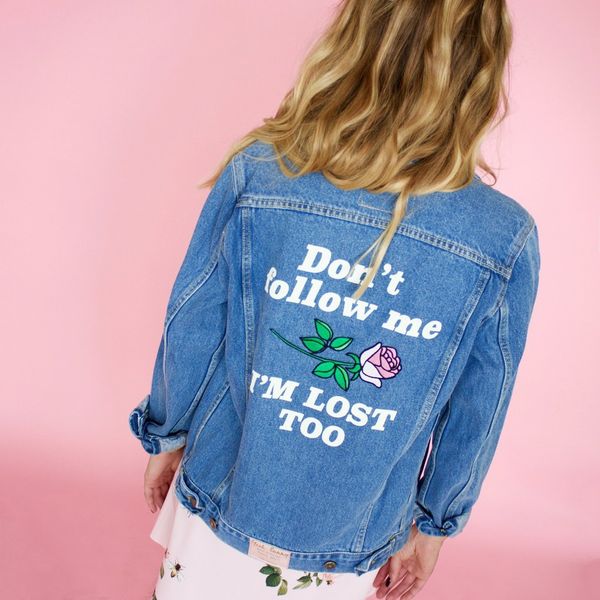 

e-baihui 2021 plus size women's fit denim jacket, embroidered letters printed denim jacket, women's denim jacket women 6353, Black;brown