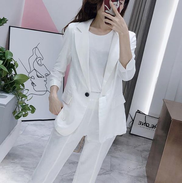 

2020 summer new korean version of the casual slim loose cotton and linen one button small suit nine pants set two sets of women, White