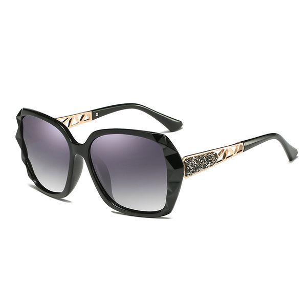 

2020 fashion retro luxury sunglasses lady diamond cut goggles fashion trend mirror driving gafas de sol uv400, White;black