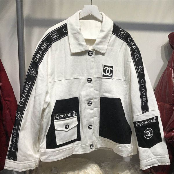 

winter 2020 design of the new denim fabric down jacket loose version of the short jacket, Black;brown