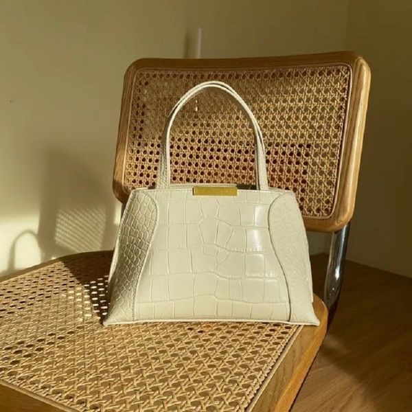

luxury women bags designer 2020 crocodile pattern cow leather handbag shoulder messenger bag retro small square bag
