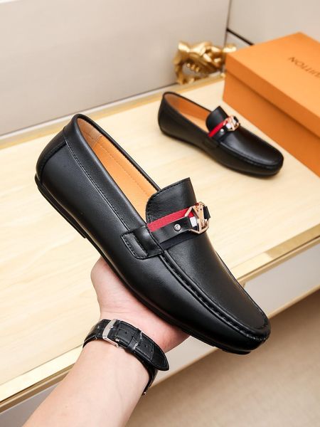

2020-2019u limited edition custom leather men's casual business shoes, fashion wild sports shoes, original packaging shoe box, size: 38