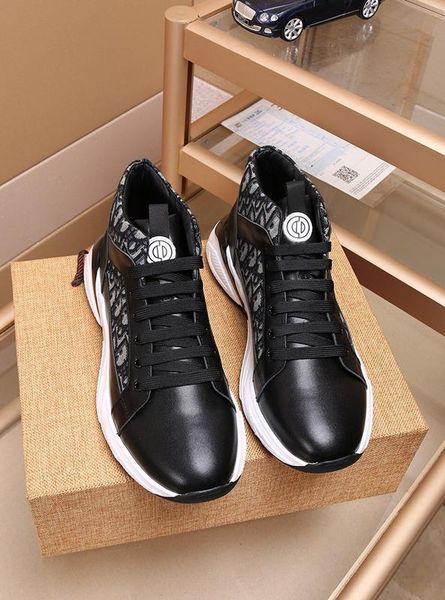 

2020b new autumn and winter leather fashion wild men's high-casual shoes, high-quality outdoor sports shoes, original box packaging