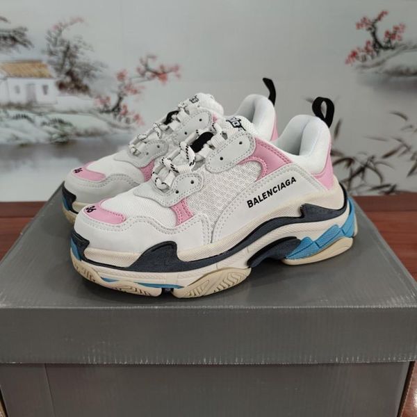 

2020fx designer to create casual and comfortable all-match sports shoes, travel shoes outsole non-slip design with original box delivery, Black