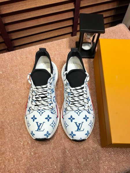 

2020k autumn men's high-leather casual shoes, fashion wild sports shoes, original box packaging, yards: 38-45