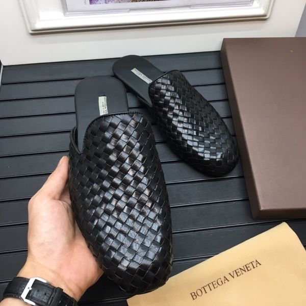

2020 latest black leather casual slippers men casual shoes fashion trend comfortable shoe size 38-45 type 39745400568b