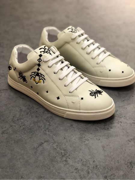 

2020 latest gancini leather sneakers men's casual shoes fashion trend comfortable shoe size 38-45 type 39745400555