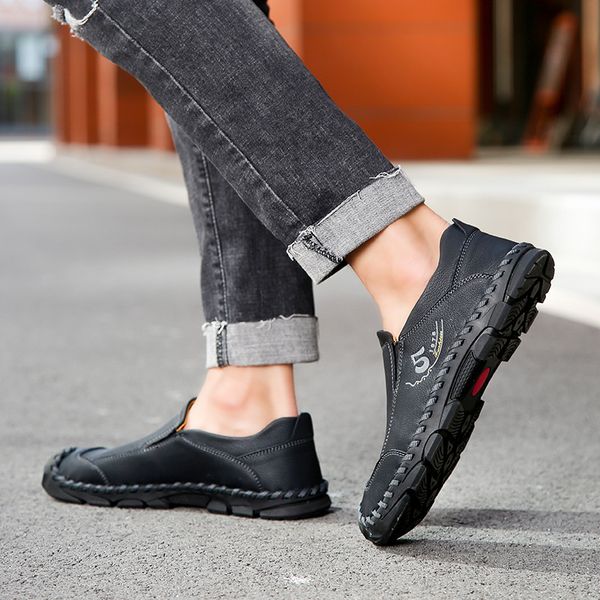 

2020 causal man loafers de sapatos for masculino running sapato men mens para boots shoes flat sneakers mens black sports