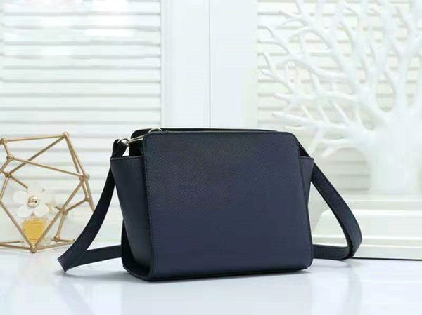 

2020 сумки конструктора мешка плеча лакированной кожи сумки женские сумки высокого качества, кожаная сумка цепи мешок моды женщина сумки кош