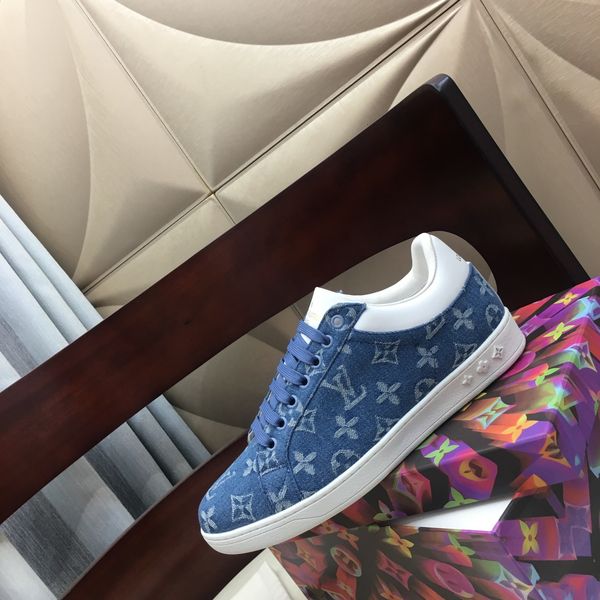 

2020ss rnu away brand shoes time out sneakers sneakers ladies shoes ladies black white patchwork leather plane sports shoelace box1