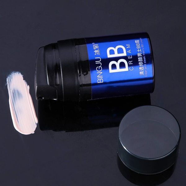

For men Only No caking powder Concealer Cover pores and Acne scar Clean and sleek Hydrolyzed pearl Even complexion Beginner man BB cream