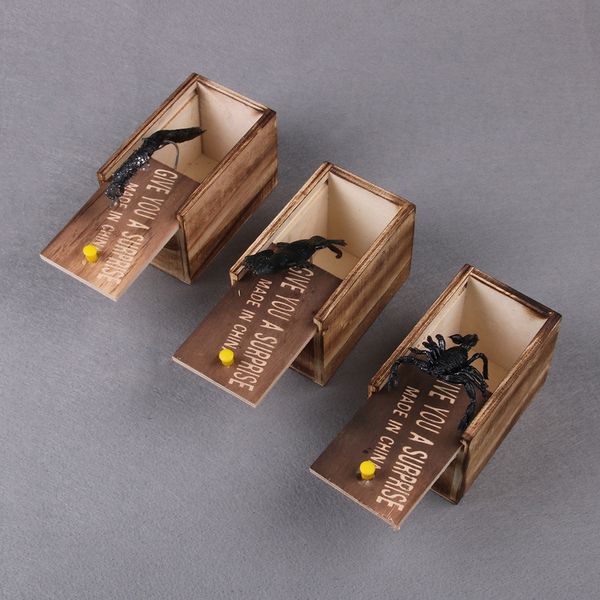 

halloween tiktok same style fool's day toy spoof bugs startled wooden horror small small toy box spider box