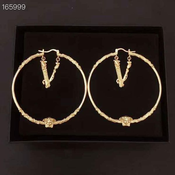 

новый горячий продавая обруча серьги роскошные дизайнерские и ювелирные женские серьги, Golden