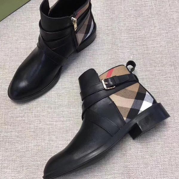 

2020p new official website synchronous release of luxury women's casual fashion boots, outdoor travel casual boots, fast delivery, Black