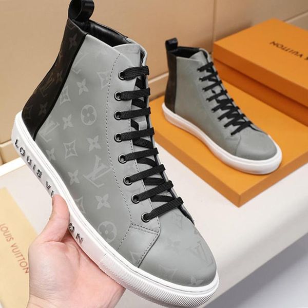 

new arrival men 's shoes autumn and winter men boots chaussures pour hommes vintage leather high lace -up shoes sneakers comfortab