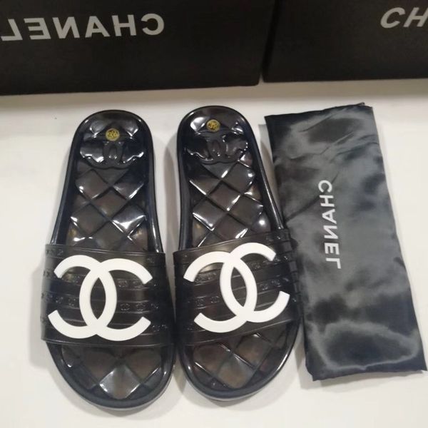 

2020 ladies designer sandals luxury branded ladies slide sanda (no box