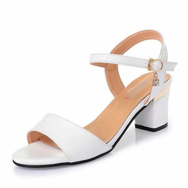 

2020 luxury magic stick white black cowskin real leather platform designer sandals women fashion shoes size 35-41 tradingbear 11p321