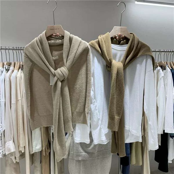 

south korea scarf east gate autumn 2020 new shoulder small shawl solid color knitted shawl outdoor female all-match scarf, Blue;gray