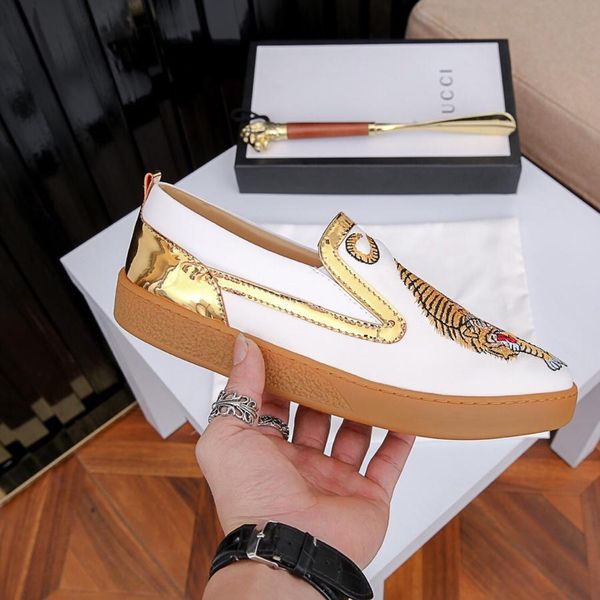 

2020-2019o summer new high-end brand personality men's shoes leather low-casual shoes, fashion wild sports shoes, size: 38-44