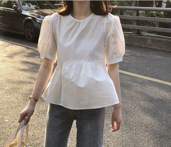 

summer 2021 women's blouses new round neck baby shirt french retro bubble sleeve small looks thin shirts girl, White